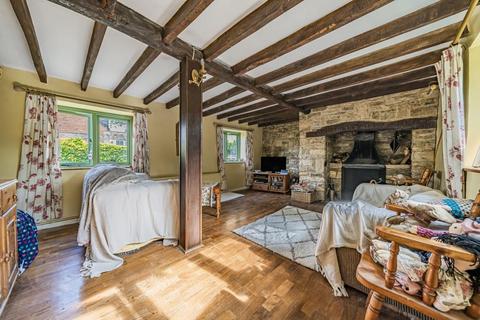 3 bedroom cottage for sale, Middle Barton,  Oxfordshire,  OX7