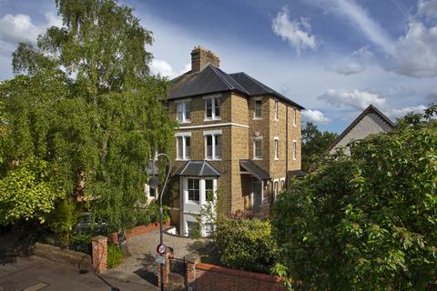 5 bedroom semi-detached house to rent, Leckford Road, North Oxford