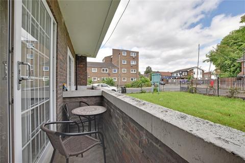 2 bedroom apartment for sale, Fraser House, Kingsman Street, Woolwich, London, SE18