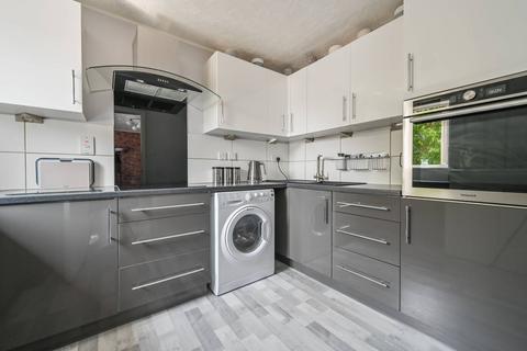 2 bedroom flat for sale, Evelyn Denington Road, London, Beckton, London, E6