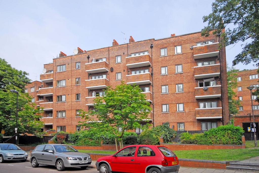 Hillrise Mansions, Crouch End... 2 bed flat - £2,405 pcm (£555 pw)