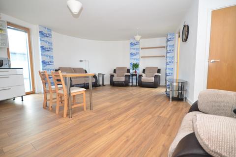 2 bedroom apartment to rent, The Wharf Dock Head Road ME4