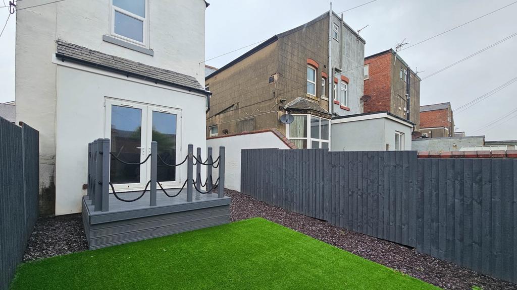 51 Holmfield Road (26)