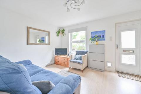 22 Keats Close, London, SE1 5TZ