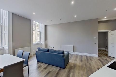 2 bedroom flat to rent, George IV Bridge, Edinburgh, Midlothian, EH1