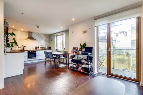 2 bedroom flat for sale, Nichols Court, Cremer Street, Shoreditch, London, E2