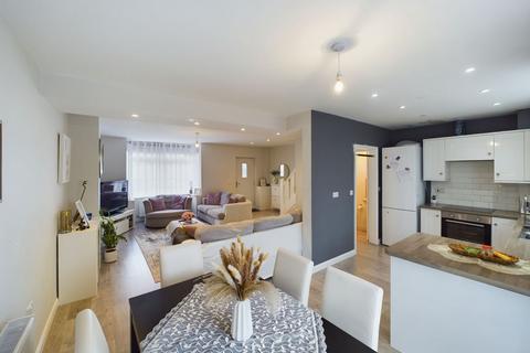 3 bedroom terraced house for sale, Beech Avenue, Abington, Northampton NN3 2JQ