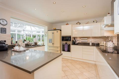 Hedgerows Church Road, Lingfield, RH7 6AH