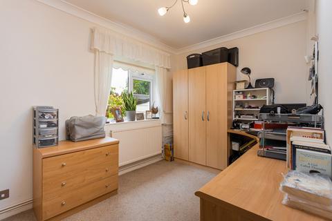 Hedgerows Church Road, Lingfield, RH7 6AH