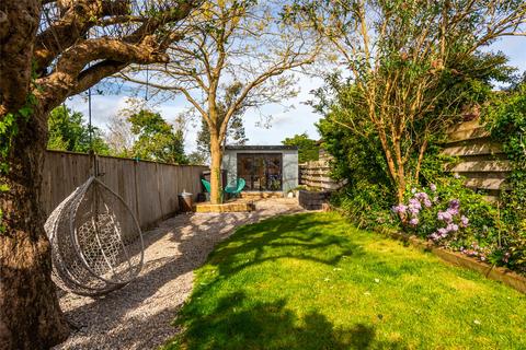 3 bedroom cottage for sale, The Green, Quainton, Aylesbury, Buckinghamshire, HP22