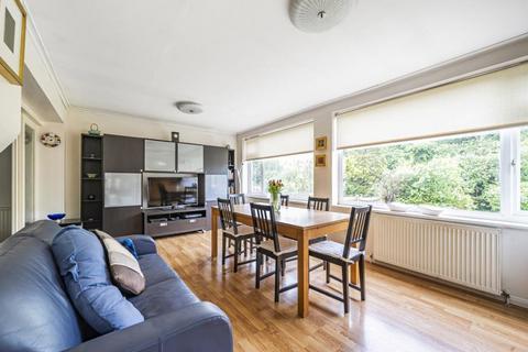 26 Ravenscroft Avenue, Wembley, HA9 9TL