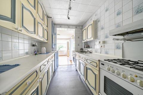 26 Ravenscroft Avenue, Wembley, HA9 9TL