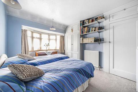 26 Ravenscroft Avenue, Wembley, HA9 9TL