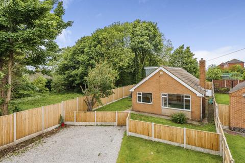 4 bedroom detached bungalow for sale, Portland Avenue, Kirkby-in-Ashfield, Nottingham, Nottinghamshire, NG17