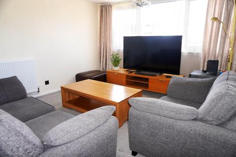 2 bedroom flat for sale, Trinidad Way, East Kilbride G75