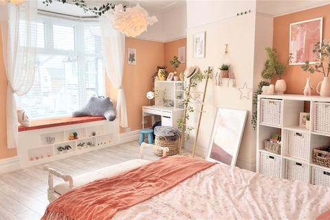 103b Banks Road, West Kirby, Wirral, CH48 0RB