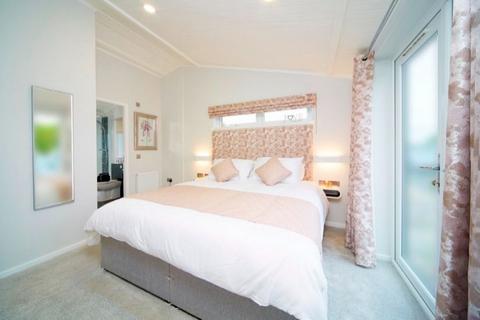 2 bedroom lodge for sale, Fishguard Bay Resort, , Fishguard SA65