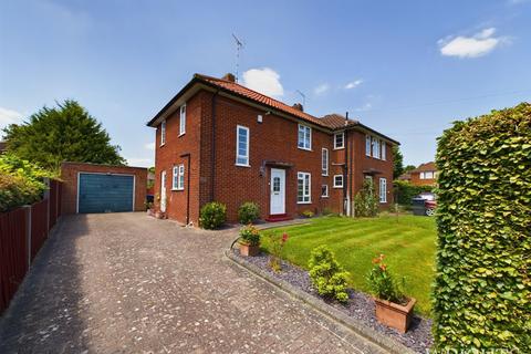 3 bedroom semi-detached house for sale, Upperfield Road, Welwyn Garden City AL7