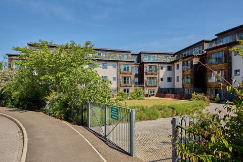 2 bedroom retirement property for sale, Buttercross Lane, Fernleigh Buttercross Lane, OX28