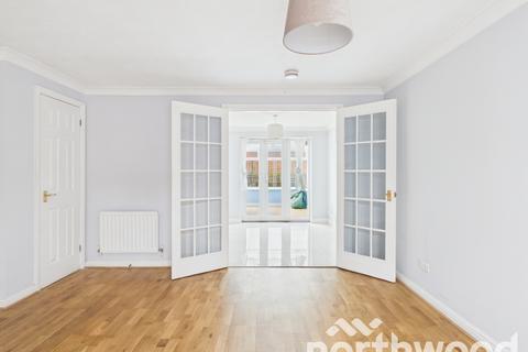 3 bedroom detached house to rent, Albert Reed Gardens, Tovil, Maidstone, ME15