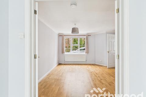 3 bedroom detached house to rent, Albert Reed Gardens, Tovil, Maidstone, ME15