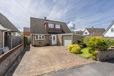 3 bedroom detached house for sale, Chichester Close, Sarisbury Green, Southampton, Hampshire. SO31 6EX