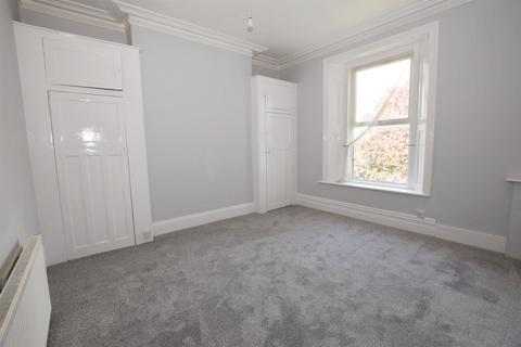 2 bedroom flat to rent, Grafton Norfolk Square, Bognor Regis, PO21