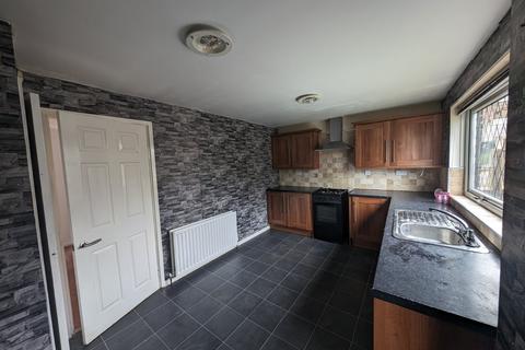 3 bedroom semi-detached house for sale, Thornsgill Avenue, Dudley Hill, Bradford, BD4