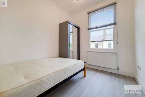 5 bedroom flat to rent, Goulton Road, London E5