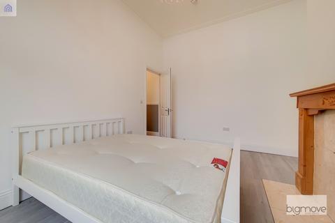 5 bedroom flat to rent, Goulton Road, London E5