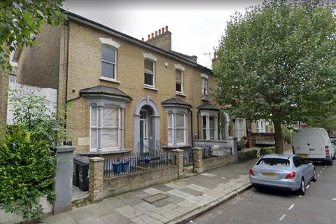 5 bedroom flat to rent, Goulton Road, London E5