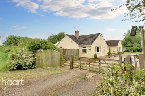 4 bedroom detached bungalow for sale, Green End, Stretham