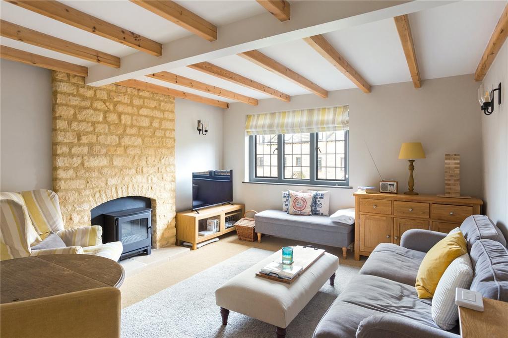 Dining/Sitting Room