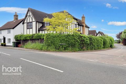 1 Sutton Road, Eyeworth, Sandy, SG19 2TP