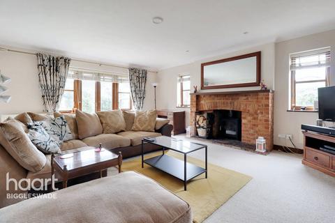 1 Sutton Road, Eyeworth, Sandy, SG19 2TP