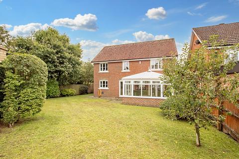 5 bedroom detached house for sale, Rosebay, South Wootton