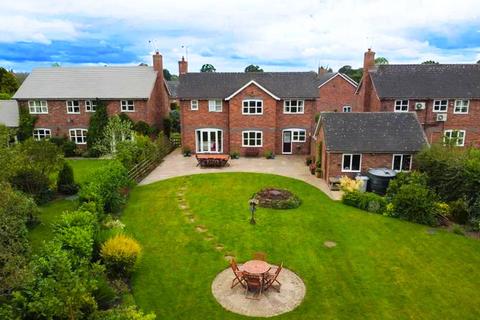 4 bedroom detached house for sale, Greenhaven Court, Hatherton, CW5