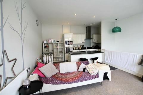 2 bedroom flat to rent, Wollaton Street, Nottingham, Nottinghamshire, NG1