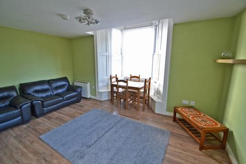 4 bedroom flat for sale, Church House 31 Northumberland Square, North Shields, North Tyneside