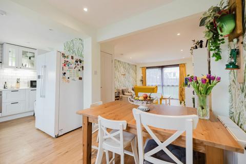 23 Clearburn Road, Gorebridge, EH23 4AU