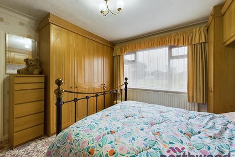3 bedroom bungalow for sale, Sandylands Crescent, Church Lawton, ST7
