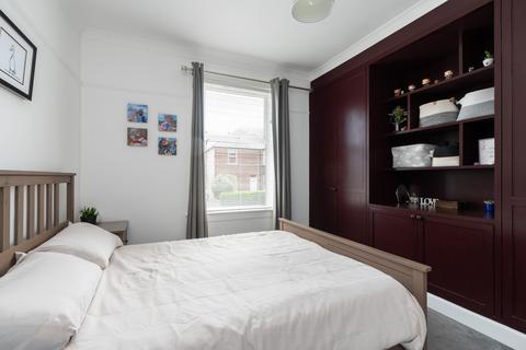 3 bedroom flat for sale, prospect bank terrace, edinburgh EH6