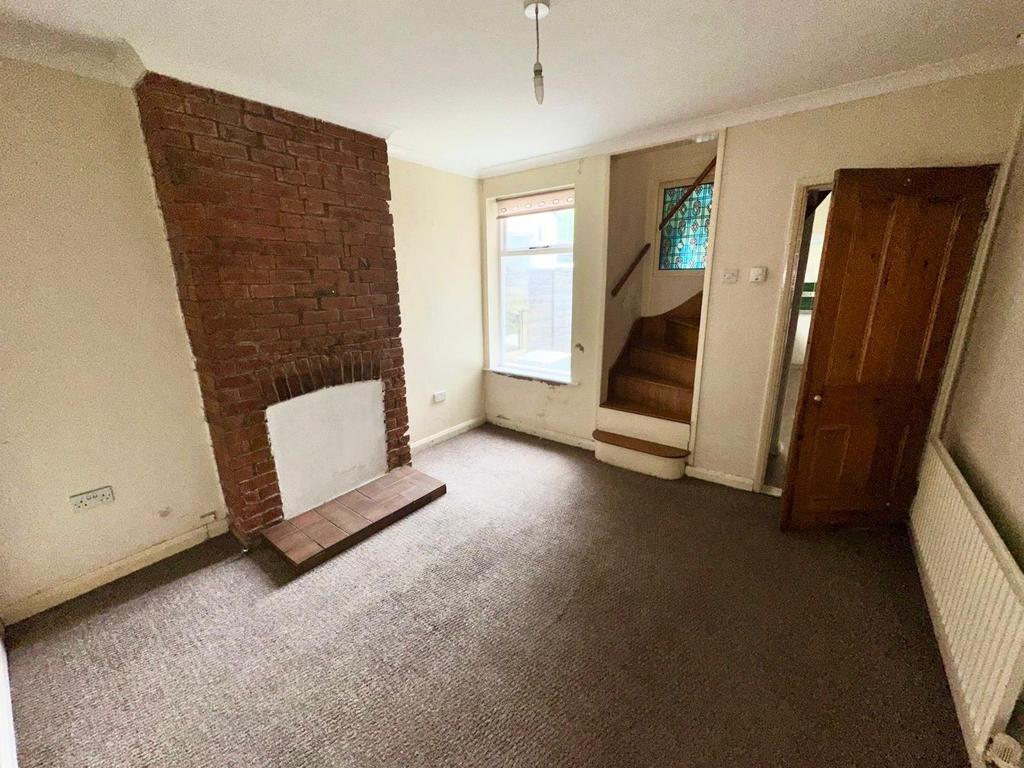 Sirdar Road, Ipswich IP1 2 bed terraced house for sale £29,000