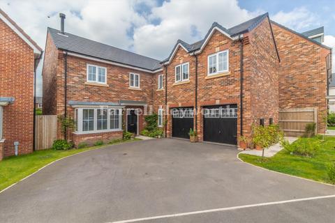 5 bedroom detached house for sale, Bowlands Lane, Preston PR3