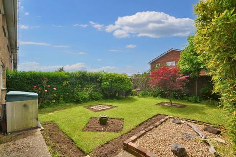 188 Christopher Crescent, Stanley Green, Poole, BH15 3HN