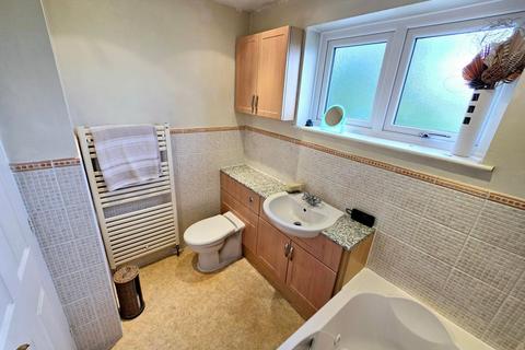 19 Moreton Way, Northampton, NN2 8PD