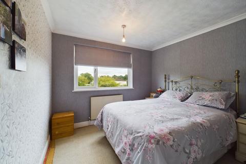 19 Moreton Way, Northampton, NN2 8PD