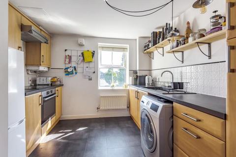 2 bedroom flat for sale, Swindon,  Wiltshire,  SN2