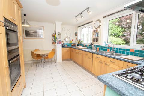 4 bedroom detached house for sale, Lynwood Avenue, PLYMOUTH PL7