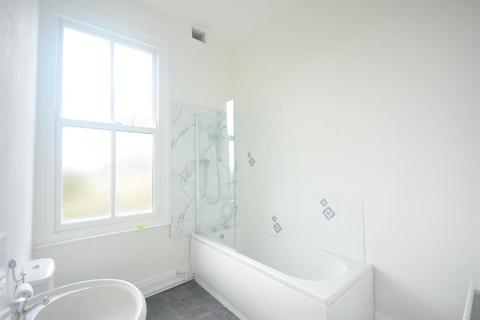 2 bedroom apartment to rent, High Street, Boston Spa, Wetherby, West Yorkshire, LS23 6AD